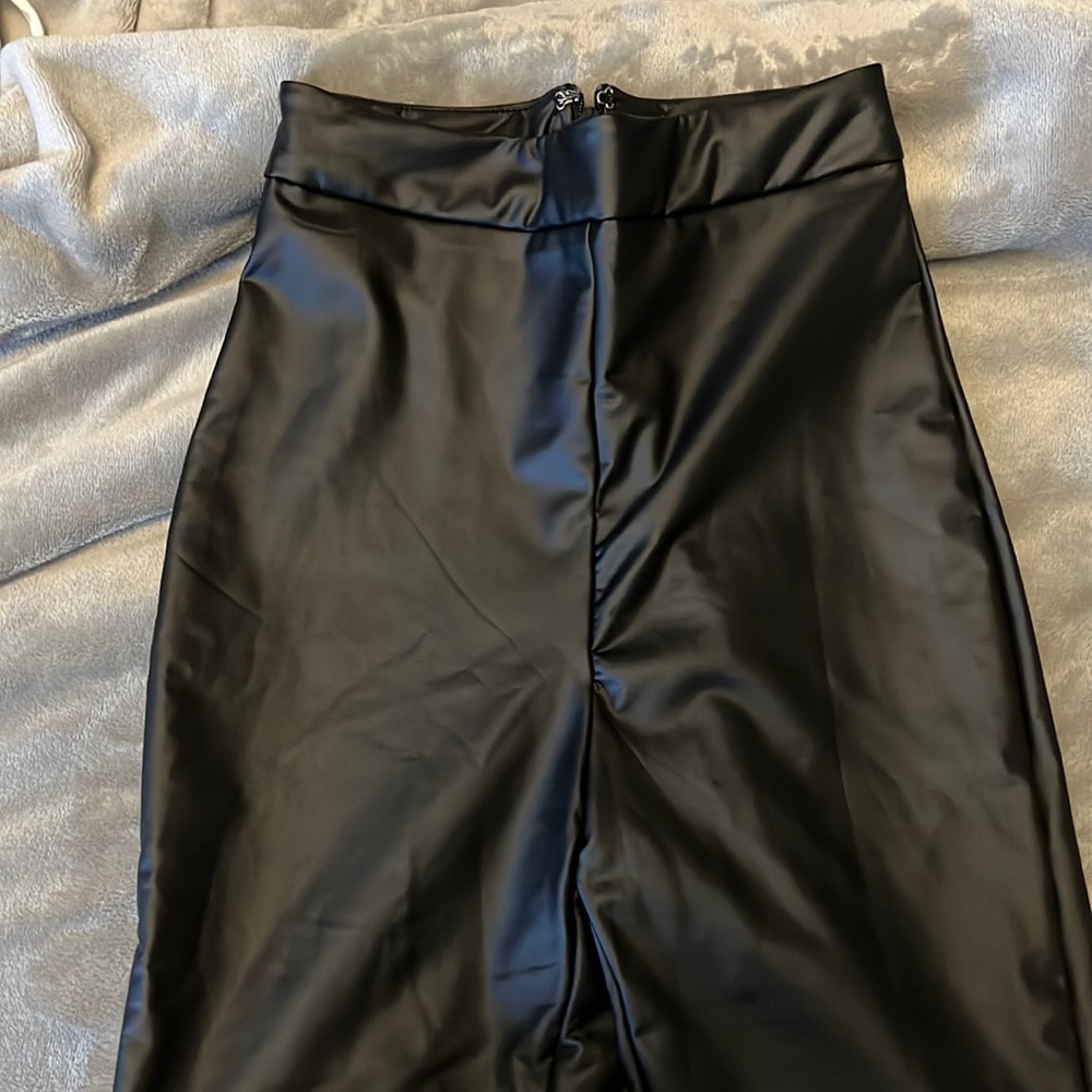 White fox Faux leggings pants xs
